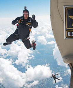 US Military Skydiving Diamond Painting