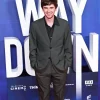 English Freddie Highmore 5D Diamond Painting