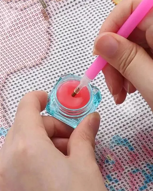 Wax-Refills-Red-Glue-Diamond-Painting.webp